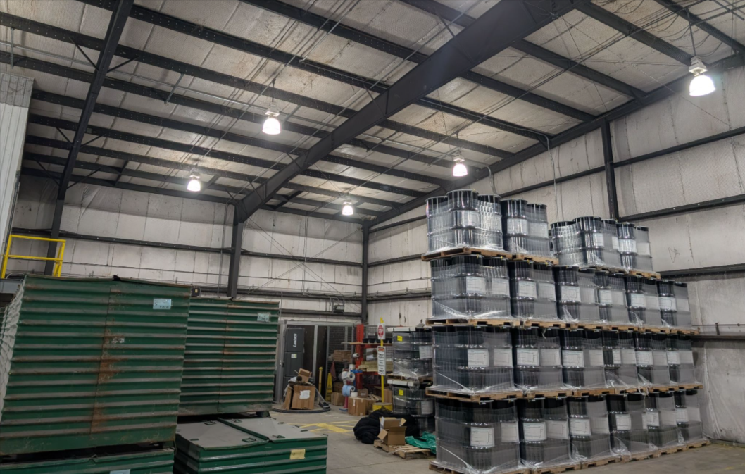Large warehouse facility exposed to bird intrusion and protected with bird netting solutions